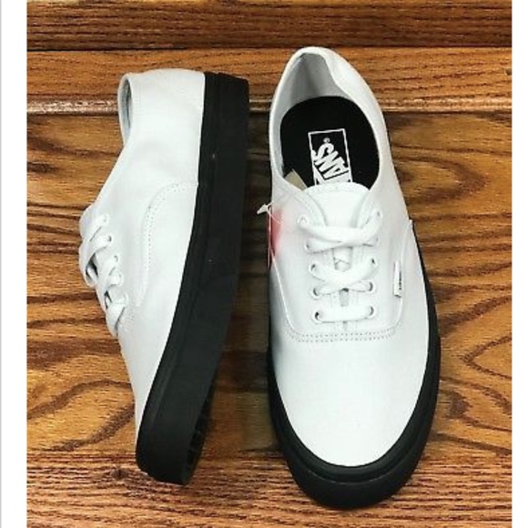 Vans Authentic Black Outsole True White Men Shoes - Picture 3 of 6